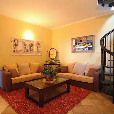 Oasi Eoliana Apartment *