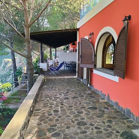 Oasi Eoliana Lipari (Isola Lipari)